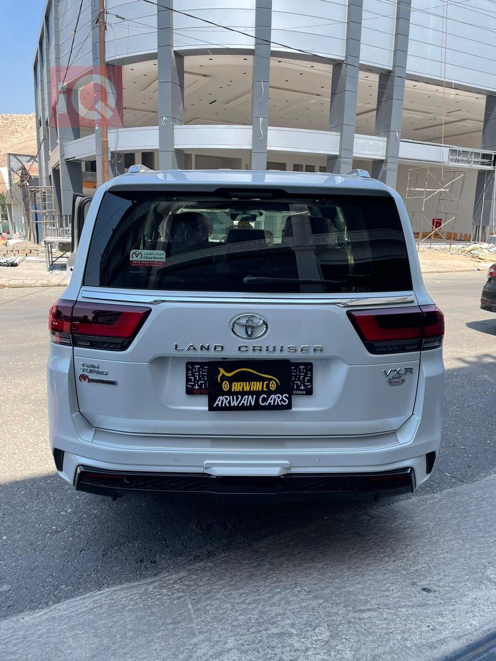 Toyota Land Cruiser
